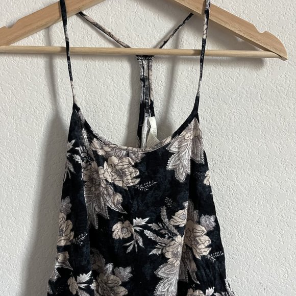 !!SOLD!! F21 Flowy Floral Crop Top Bundle - Picture 9 of 10